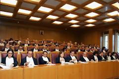 Αντισυνταγματικός ο φόρος εισοδήματος στο επίδομα αλλοδαπής