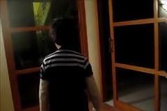 Αναγνώστρια περιγράφει μεταφυσικά φαινόμενα σε νεκροταφείο