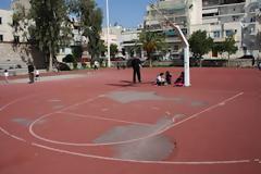 Σε άθλια κατάσταση το Θεμιστόκλειο Γυμναστήριο Πειραιά