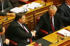 Πυρά Βενιζέλου κατά Ραγκούση - Παπακωνσταντίνου