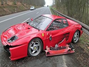 Φωτογραφία για Διέλυσε τη Ferrari του για έναν σκαντζόχοιρο