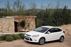 FORD : Από 14.200 ευρώ το 1.000άρη Focus των 100 ίππων