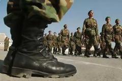 Υβριστική απάντηση Αντισυνταγματάρχη σε αρνήσεις φαντάρων για ΕΛΔΥΚ