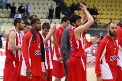 ΚΑΙ ΟΙ 16 ΣΤΗΝ ΔΙΑΘΕΣΗ ΤΟΥ ΙΒΚΟΒΙΤΣ ΓΙΑ ΤΗΝ ΝΙΚΗ-ΠΡΩΤΙΑ ΣΤΑ ΙΛΙΣΙΑ
