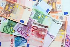 Όποιος χρωστάει στο Δημόσιο πάνω από 300 ευρώ, μπορεί να χάσει την περιουσία του