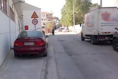 Η «πορνεία» του πεζοδρομίου
