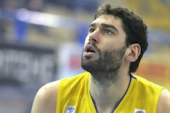 ΤΣΙΑΚΟΣ: ΠΑΙΖΕΙ ΜΠΑΣΚΕΤ ΥΨΗΛΟΥ ΕΠΙΠΕΔΟΥ Ο ΟΛΥΜΠΙΑΚΟΣ