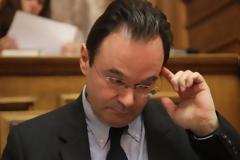 Γ.ΠΑΠΑΚΩΝΣΤΑΝΤΙΝΟΥ: Δεν είμαι... λαμόγιο