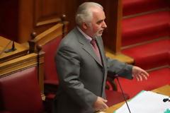 Διαβεβαιώσεις Κουτρουμάνη για 13ο και 14ο μισθό