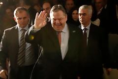 Αν κρατήσει ο Καμμένος πάμε για την πρωτιά εκτιμούν στο ΠΑΣΟΚ