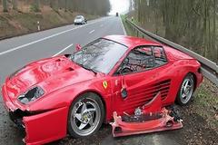 Διέλυσε τη Ferrari του για έναν σκαντζόχοιρο!