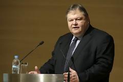 ΑΠΙΣΤΕΥΤΟ: Βενιζέλος κατά Βενιζέλου!