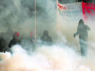 Φωτογραφία για ΑΠΟΦΑΣΗ Βασανισμός η ρίψη δακρυγόνων