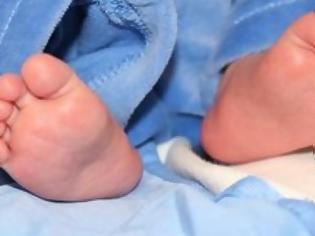 Φωτογραφία για Φρικτό: Εθαψαν βρέφος και μετά από 12 ώρες ανακάλυψαν ότι ήταν ζωντανό