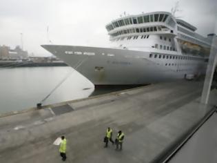 Φωτογραφία για Με προβλήματα η αναπαράσταση του πλου του Τιτανικού