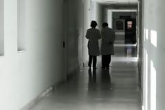 Κοζάνη : Στο εδώλιο για το θάνατο βρέφους τρεις γιατροί και μια νοσοκόμα!