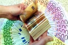 Ανείσπρακτα παραμένουν 7,6 δισ.ευρώ