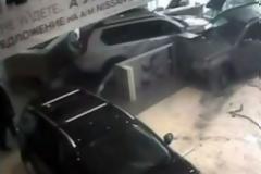 Δεν τον εξυπηρετούσαν και τους διέλυσε το μαγαζί