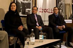 Dr. Maha Azzam: Μετά την Αραβική Άνοιξη ακολουθεί το ...ριζοσπαστικό Ισλάμ!