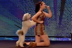 Απίθανη εμφάνιση κοπέλας & σκύλου στο Britain’s Got Talent [Video]