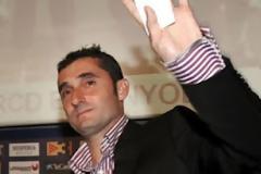 ΘΑ ΑΠΟΧΑΙΡΕΤΗΣΕΙ ΣΤΟΝ ΤΕΛΙΚΟ ΚΥΠΕΛΛΟΥ Ο ΒΑΛΒΕΡΔΕ, ΛΕΝΕ ΟΙ ΙΣΠΑΝΟΙ