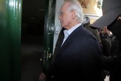 Πώς πέρασε τη νύχτα στο κρατητήριο ο Άκης‏...