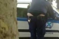 Απίστευτη φωτογραφία αστυνομικού κάνει τον..γύρο του διαδικτύου!!!