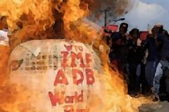 Η πυροδότηση πολλαπλών οικονομικών καταστροφών και ο ύπουλος ρόλος του ΔΝΤ