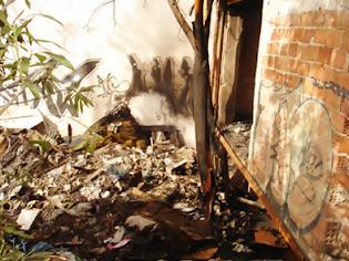 Φωτογραφία για Ριζούπολη: Συνθήκες τρώγλης στο οικόπεδο της Columbia