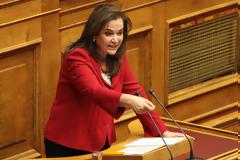 Άρση της βουλευτικής ασυλίας της Ντ. Μπακογιάννη ζητά η Εισαγγελία του Αρείου Πάγου