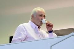 Ο Άκης, οι μίζες, το ξέπλυμα από το Σαχπατζίδη και το Βατοπέδι!