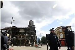 Φυλάκιση 11,5 ετών σε 34χρονο Βρετανό για εμπρησμό καταστήματος