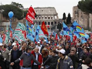Φωτογραφία για Χιλιάδες Ιταλοί διαδήλωσαν κατά των αλλαγών στο ασφαλιστικό