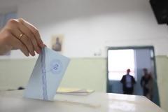 Μήπως το δημοψήφισμα θα μας έλυνε τα χέρια;...