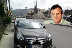 Εριξαν αυγά στο παράνομα παρκαρισμένο αυτοκίνητο τβουλευτή...