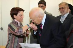 ΚΑΛΟ ΠΑΣΧΑ, ΠΡΟΕΔΡΕ...