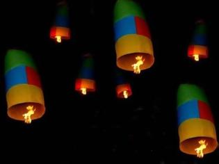 Φωτογραφία για Αερόστατα στο Λεωνίδιο το βράδυ της Ανάστασης