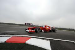 Αναμενόμενα πίσω η Ferrari