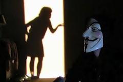 «Διέρρευσε» συνομιλία μέλους των Anonymous με την μαμά του! [video]