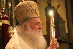 Έψαλαν τον Εθνικό Ύμνο στην Ανάσταση [video]