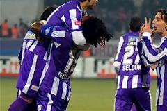 ΣΚΟΡΑΡΕ Ο ΧΑΒΙΤΟ ΣΤΟ 5-2 ΤΗΣ ΟΡΝΤΟΥΣΠΟΡ ΕΠΙ ΤΗΣ ΣΑΜΣΟΥΝΣΠΟΡ