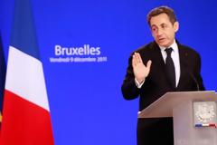 Ο ρόλος της ΕΚΤ στην ανάπτυξη, στην ατζέντα Σαρκοζί