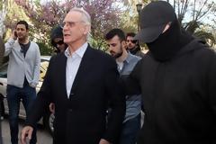 Στον ανακριτή ο Α. Τσοχατζόπουλος