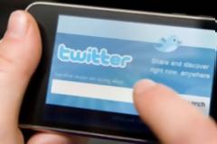 Πρόταση γάμου μέσω του twitter!!!