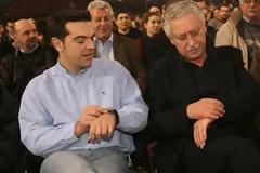 Στη χώρα του παραλόγου...Αυτοί που στάματησαν μεγάλα έργα αντιδρούν για την αργοπορία στην ανάπτυξη