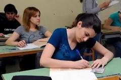 Αναβάλλονται οι εξετάσεις για το Πιστοποιητικό Γλωσσομάθειας