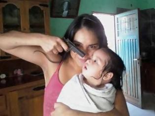 Φωτογραφία για Η φωτογραφία που σόκαρε τους χρήστες του διαδικτύου