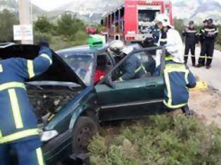 Φωτογραφία για Αχαΐα: Δύο νεκροί στο Γομοστό - Τους απεγκλώβισε η ΕΜΑΚ - Σύγκρουση Ι.Χ. με απορριμματοφόρο