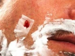 Φωτογραφία για Πώς θα σταματήσει το αίμα όταν κόβεστε στο ξύρισμα