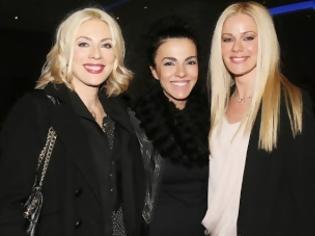 Φωτογραφία για Ζέτα Mακρυπούλια - Σμαράγδα Καρύδη: Και η κόντρα των δυο γυναικών καλά κρατεί….